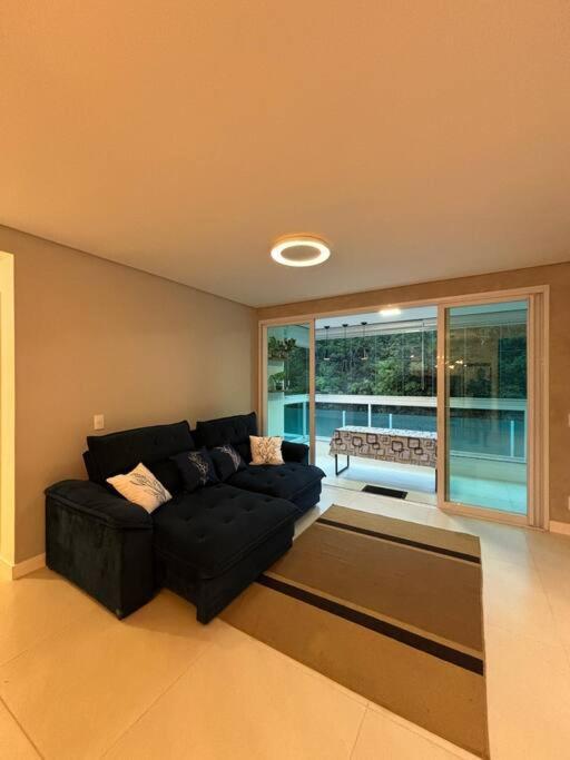 Apartamento Jurere Internacional,