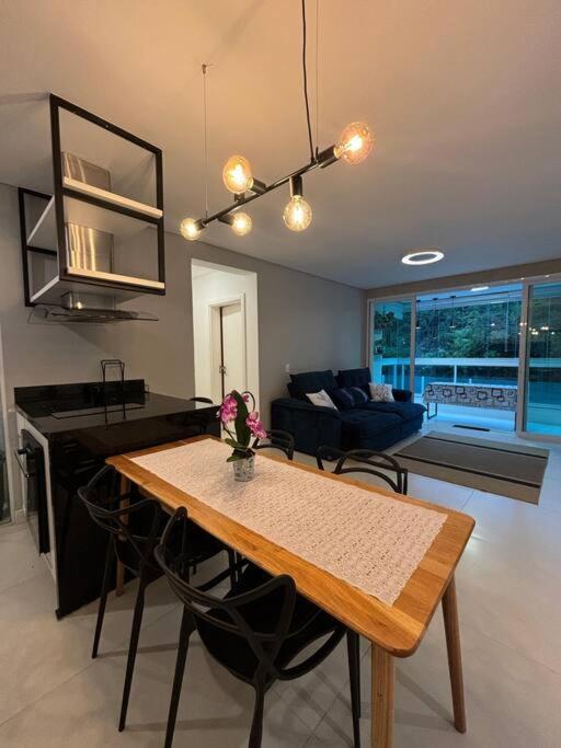 Apartamento Jurere Internacional,
