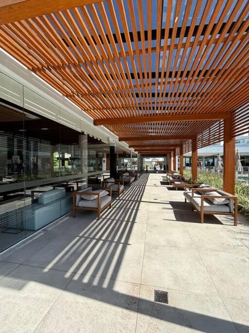 Jurere Internacional, Apartamento *